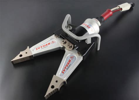 hydraulic spreader tool